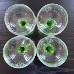 Service de 4 à vin blanc gravés