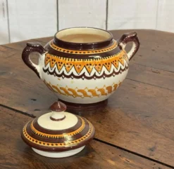 Service en faience de Quimper des années 1930-40
