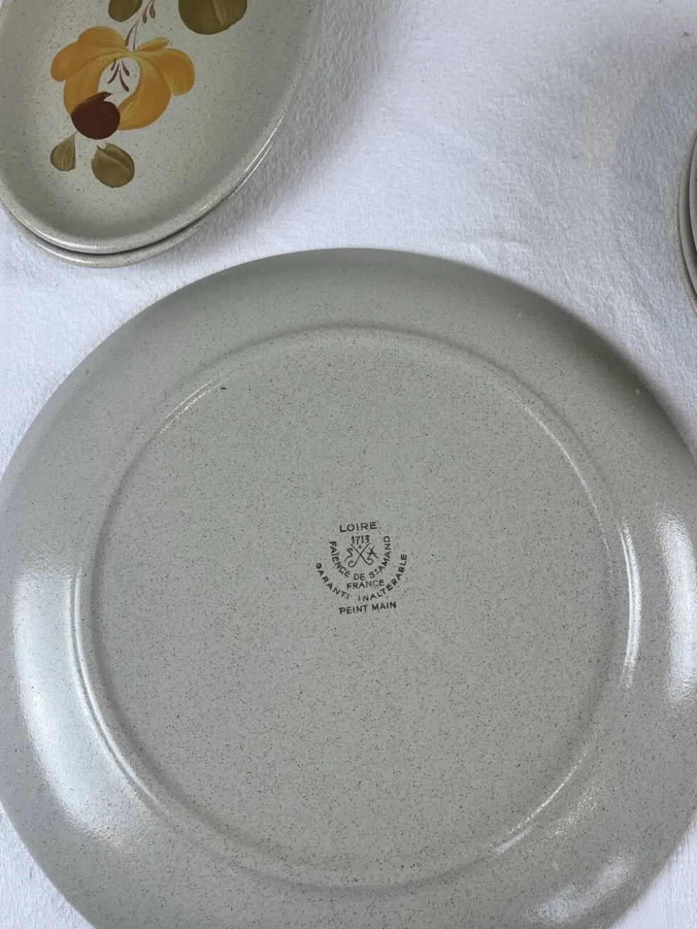 Service en grès peint à la main