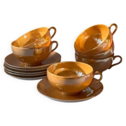 Service en porcelaine irisé