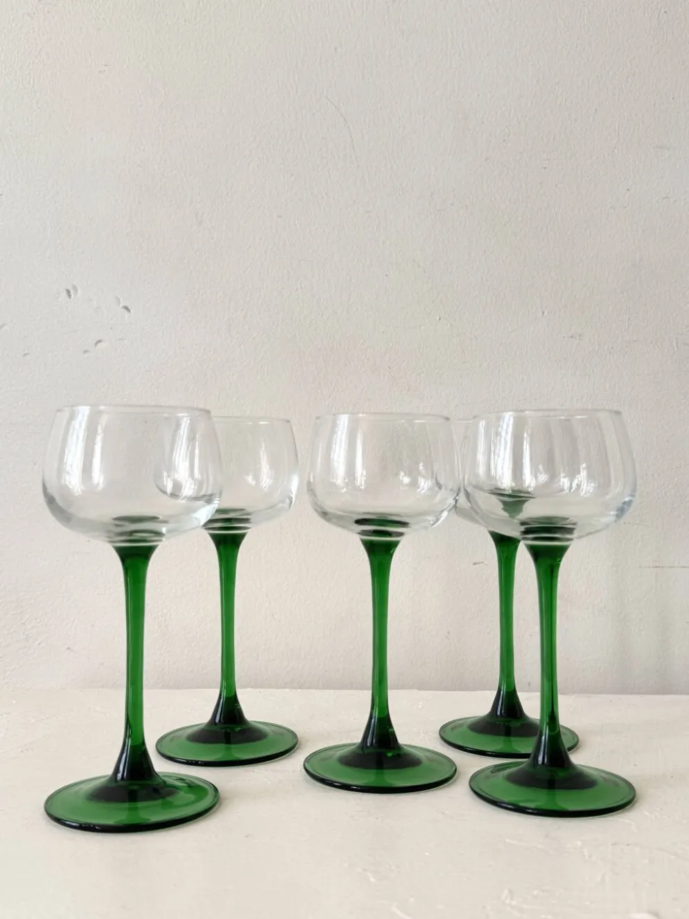 Service francais verres à vin en verre vert bouteille, Alsace 1970