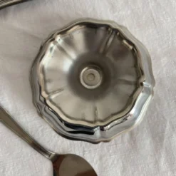 Service à glace en inox Guy Degrenne , plateau et coupes