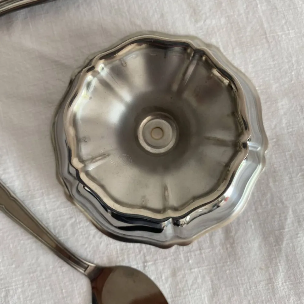 Service à glace en inox Guy Degrenne , plateau et coupes