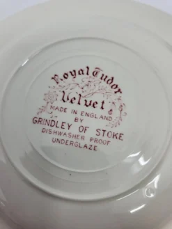 Service Grindley of Stoke Royal Tudor Velvet en faïence Rose Anglais