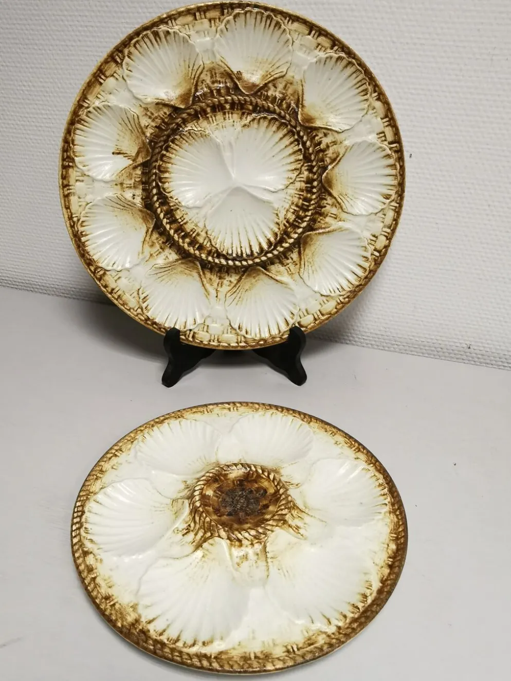 Service à huitres / coquillages vintage de 10 assiettes + 1 plat en faience de longchamp france