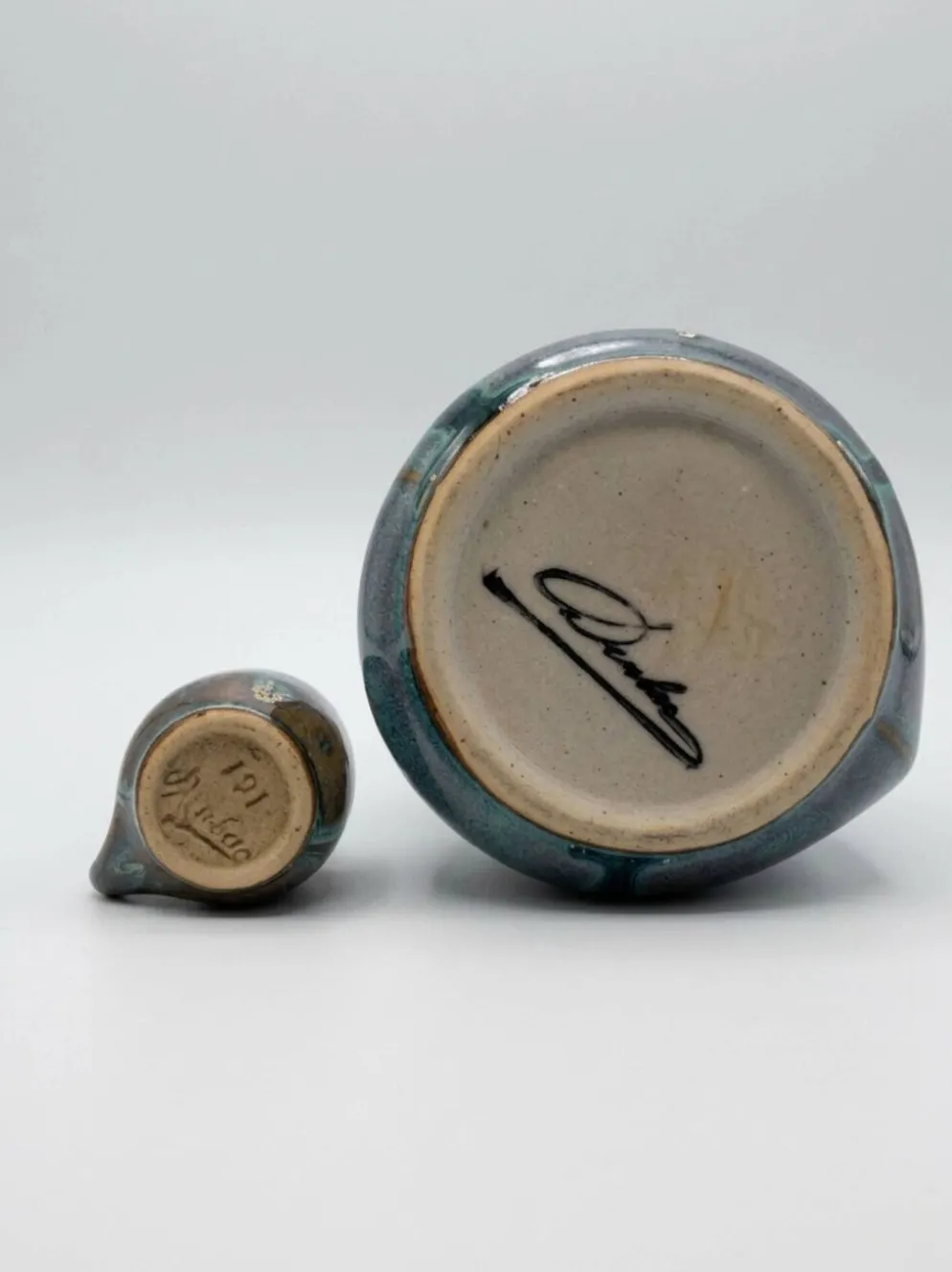Service à liqueur en grès émaillé signé Denbac – France, années 50–60