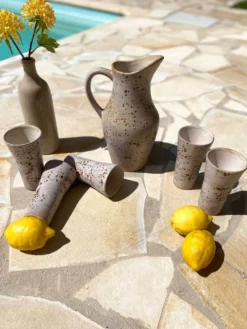 Service à orangeade en grès moucheté signé Farah, Vallauris années 1960-70