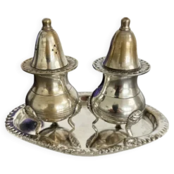 Service Salière & Poivrière Vintage sur Plateau