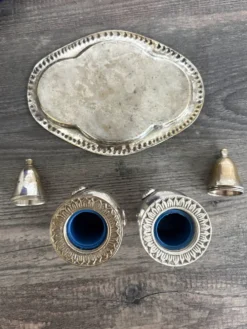 Service Salière & Poivrière Vintage sur Plateau