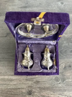 Service Salière & Poivrière Vintage sur Plateau