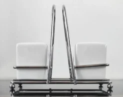 Service à sel et poivre vintage – Céramique blanche et métal chromé