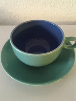 Service tasses vintage