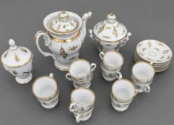 Service à thé / café en porcelaine de Limoges – Maison Giraud, décor or – X