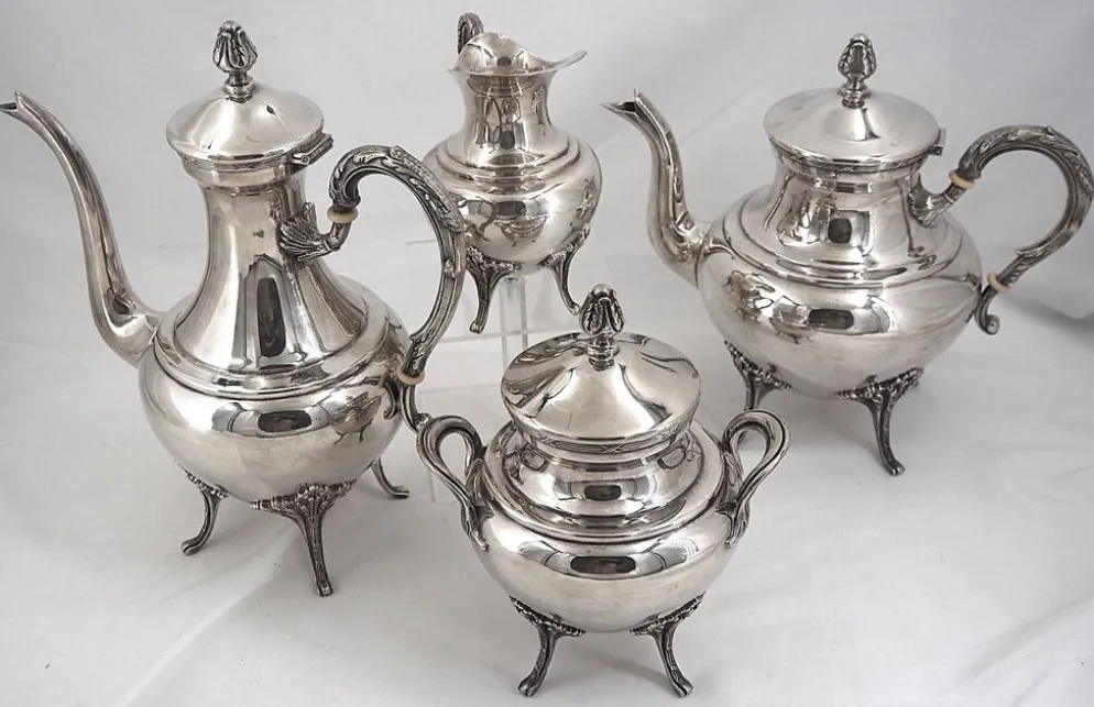 Service thé café 4 pièces en métal argenté style Louis XVI Rubans, très bon état