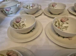 Service à thé / café porcelaine de Limoges Théodore Havilland et signé Sola