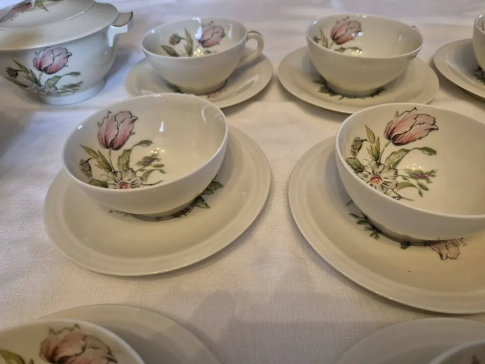 Service à thé / café porcelaine de Limoges Théodore Havilland et signé Sola