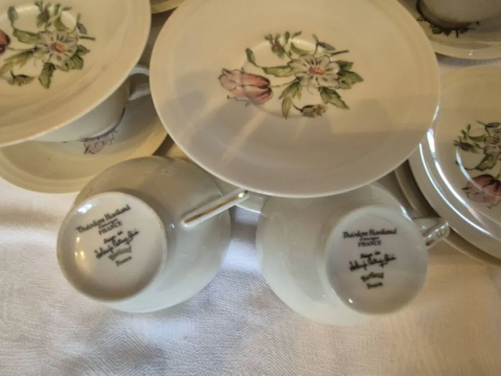 Service à thé / café porcelaine de Limoges Théodore Havilland et signé Sola