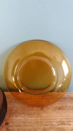 Service à thé Duralex, 6 grandes tasses et soucoupes en verre ambré