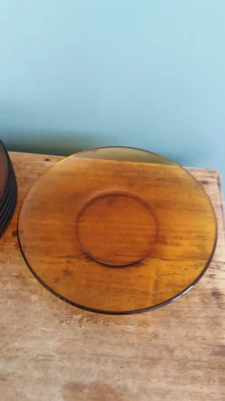 Service à thé Duralex, 6 grandes tasses et soucoupes en verre ambré