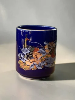 Service à thé japonais vintage bleu cobalt, paons et pivoines, années 1970