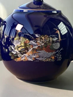 Service à thé japonais vintage bleu cobalt, paons et pivoines, années 1970
