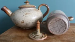 Service à thé ou café en grès de Puisaye signé Jean-Pierre Prud’homme
