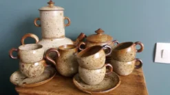 Service à thé ou café en grès de Puisaye signé Jean-Pierre Prud’homme