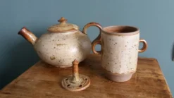 Service à thé ou café en grès de Puisaye signé Jean-Pierre Prud’homme