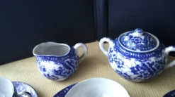 Service à thé ou café en porcelaine du Japon