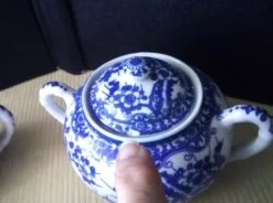 Service à thé ou café en porcelaine du Japon