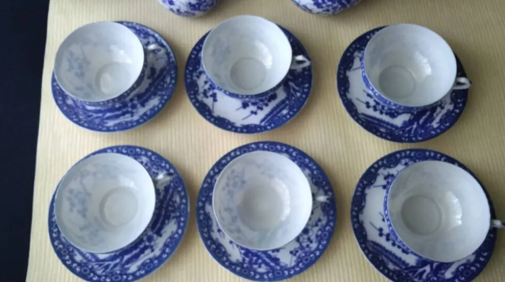 Service à thé ou café en porcelaine du Japon