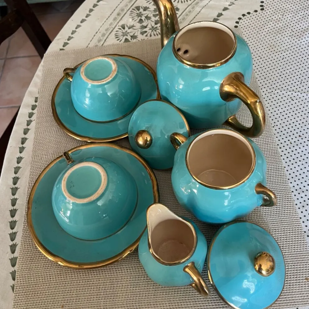 Service à thé vintage en céramique turquoise et dorée – théière, sucri