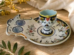 Service à œuf Géo Martel Desvres n°1687 – décor Lambrequin