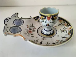 Service à œuf Géo Martel Desvres n°1687 – décor Lambrequin