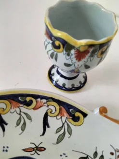 Service à œuf Géo Martel Desvres n°1687 – décor Lambrequin