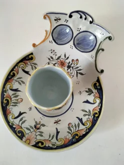 Service à œuf Géo Martel Desvres n°1687 – décor Lambrequin