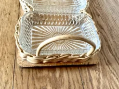 Serviteur en osier et bois vintage
