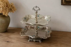 Serviteur vintage à deux étages style oriental – Métal argenté et cabochons bleu turquoise