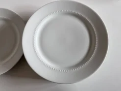 Set de 6 assiette plates perles néoclassiques porcelaine blanche Bareuther.