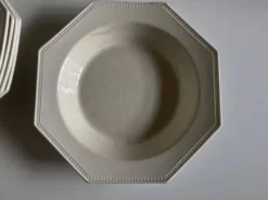 Set de 5 assiettes Creil Montereau octogonales perles