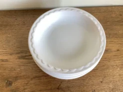 Set de 8 assiettes creuses Festons de Pierre Motton pour Gien 1970