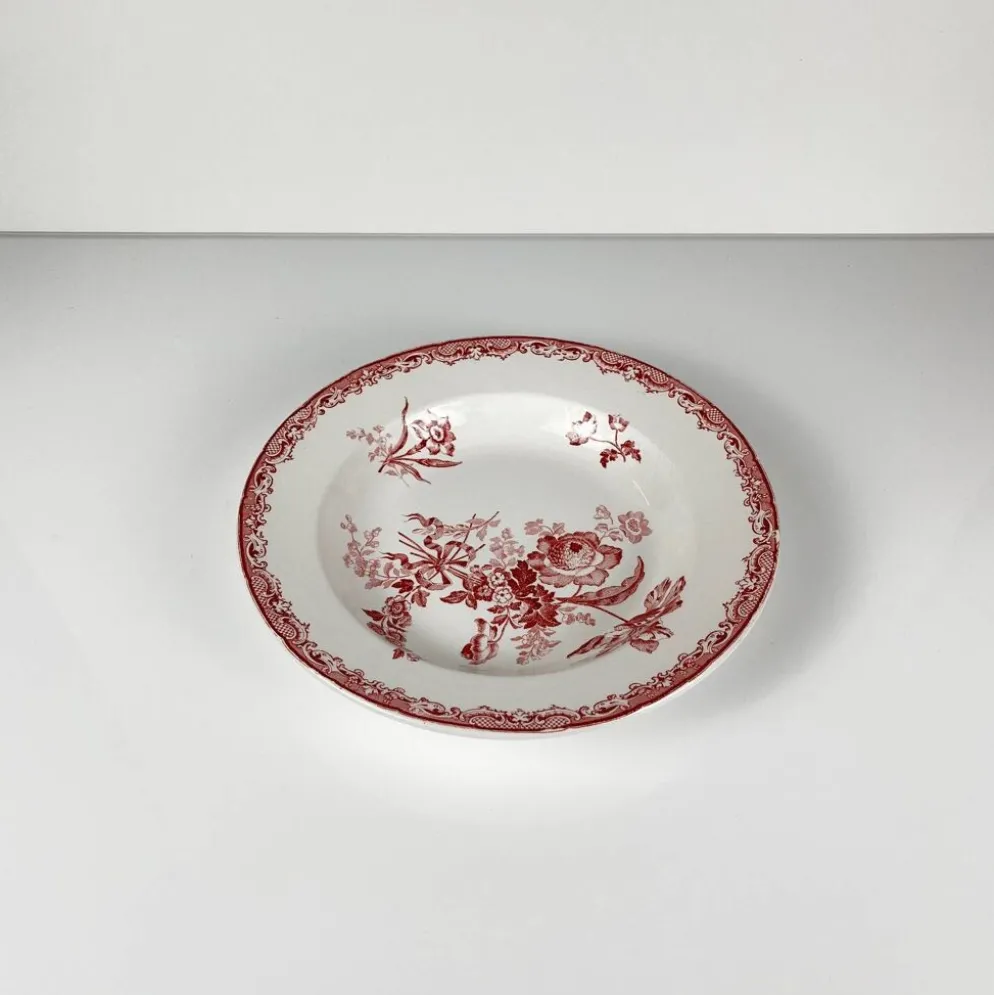 Set de 3 assiettes creuses "Fontange", Sarreguemines, rouge, XIXe