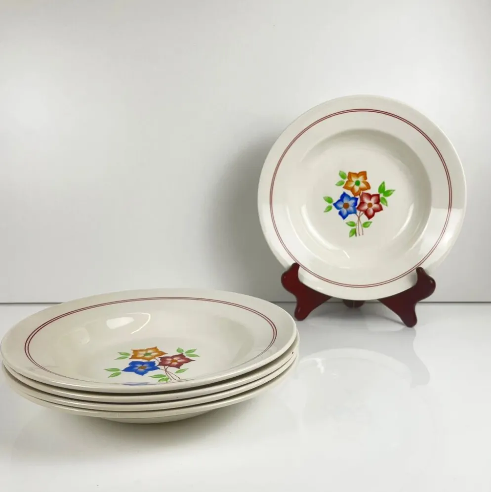 Set de 5 assiettes creuses "La ruche", Moulins des loups, XXe