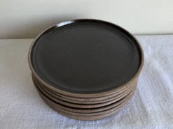 Set de 8 assiettes de potier à dessert en grès noir 1970