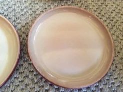 Set de 8 assiettes en grès
