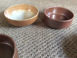 Set de 5 assiettes en grès