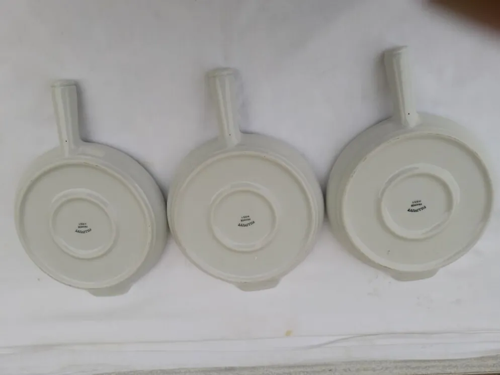 Set de 3 assiettes à escargots en porcelaine Pillivuytr
