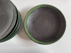Set de 6 assiettes plates calotte en grès de potier 1970