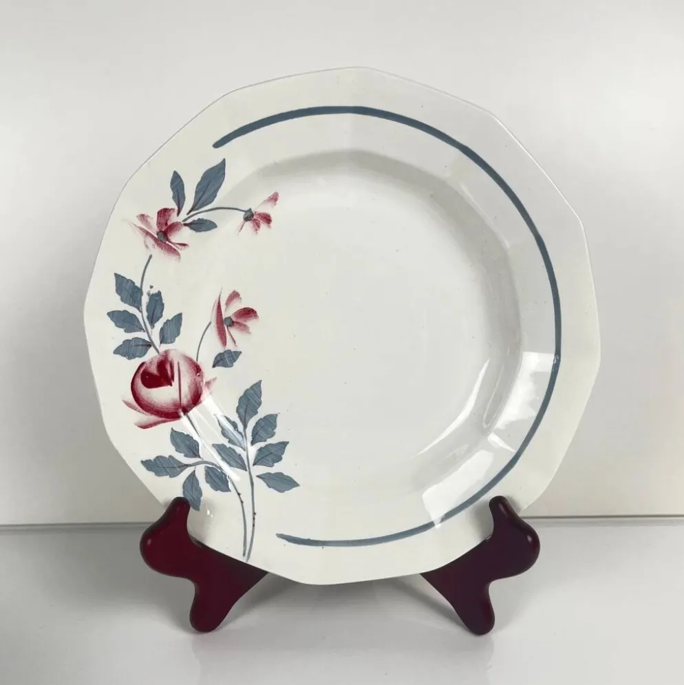 Set de 6 assiettes semi creuses Abeille d'or, St Amand, XXe