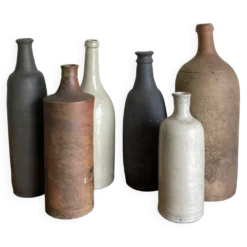 Set de 6 bouteilles de grès et terre cuite 1900-1930
